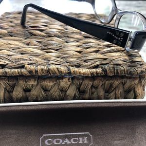 Coach frames